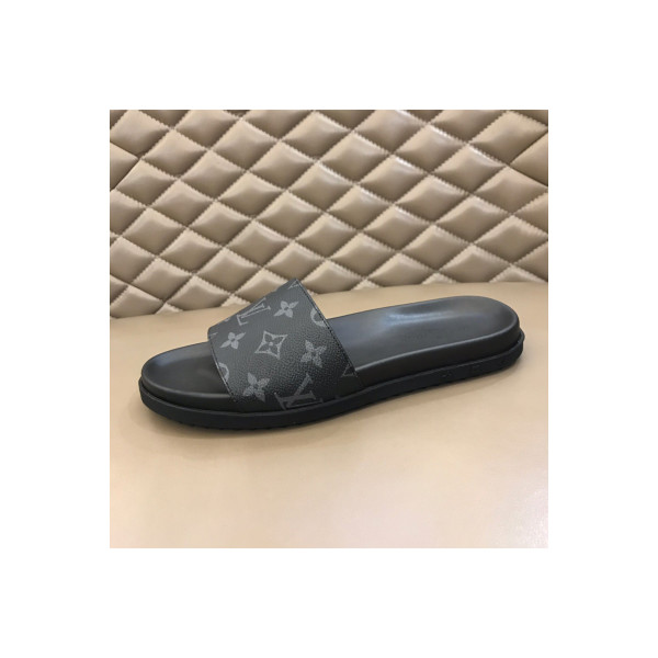 Louis Vuitton, Men's Slipper, Black