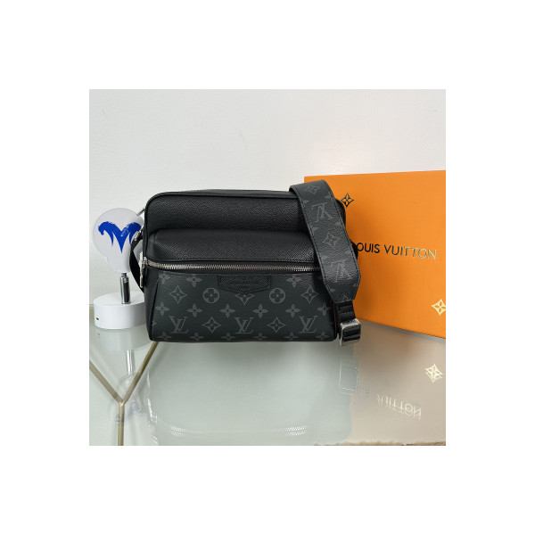 Louis Vuitton, Messenger, Unisex Bag, Black