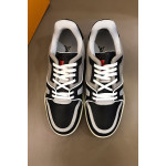 Louis Vuitton, Men's Sneaker, Grey
