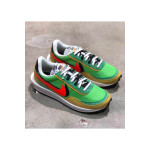 Nike, Women's LD Waffle Sacai Sneaker, Green