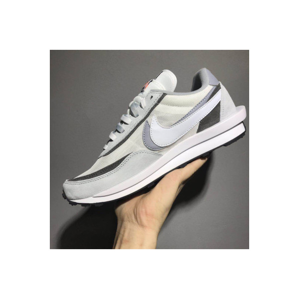 Nike, Women's LD Waffle Sacai Sneaker, White
