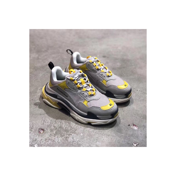 Balenciaga, Triple S, Men's Sneaker, Grey