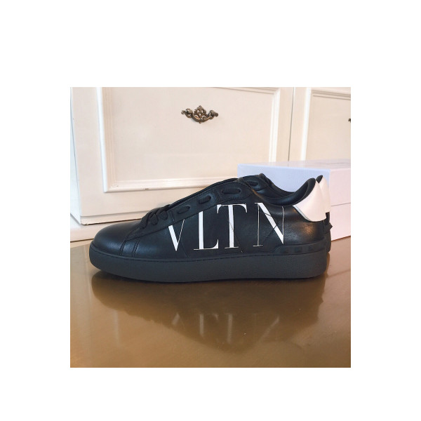 Valentino, Men's Sneaker, Black