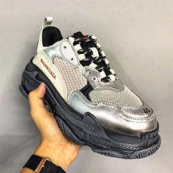 Balenciaga, Triple S, Men's Sneaker, Grey