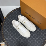 Louis Vuitton, Women's Sneaker, White, Size 40