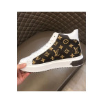 Louis Vuitton, Men's Sneaker, Brown