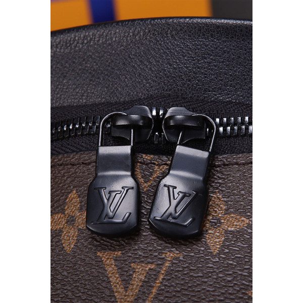 Louis Vuitton, Men's Beltbag, Brown