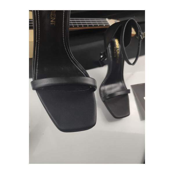 Yves Saint Laurent, Women's Pump, Black