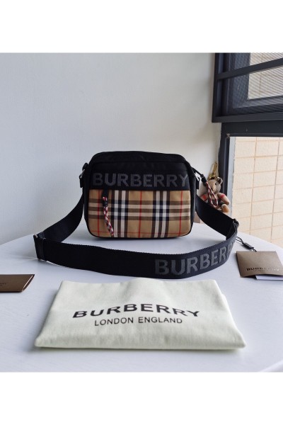 Burberry, Men's Bag, Black