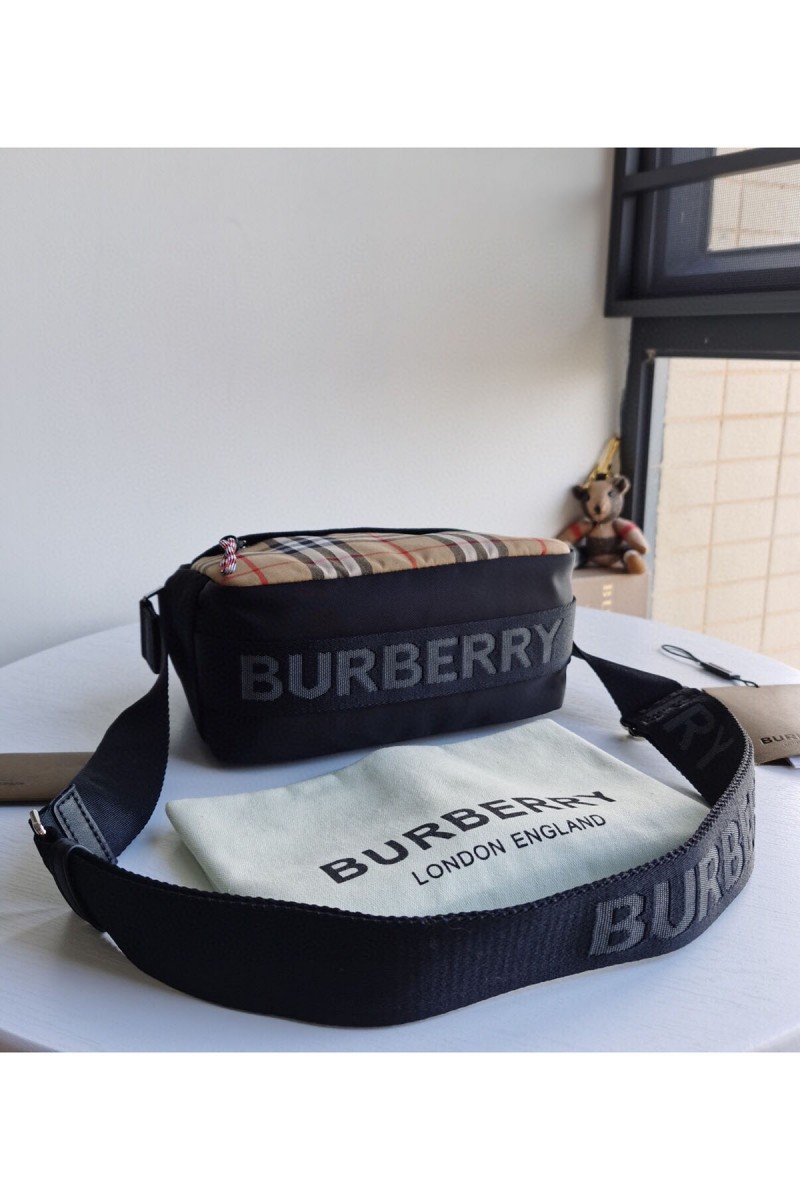 Burberry, Men's Bag, Black