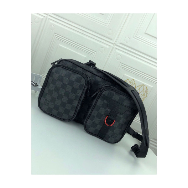 Louis Vuitton, Men's Bag, Black
