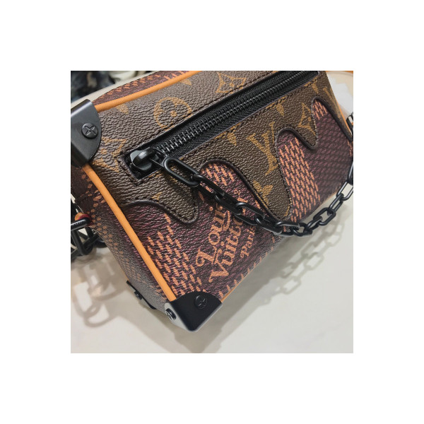 Louis Vuitton, Unisex Bag, Brown