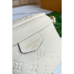 Louis Vuitton, Women's Beltbag, White