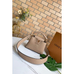 Louis Vuitton, Women's Bag, Beige