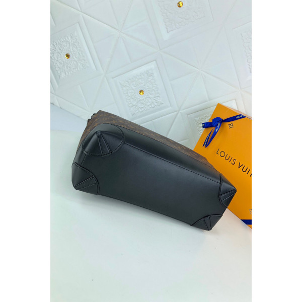 Louis Vuitton, Men's Bag, Brown