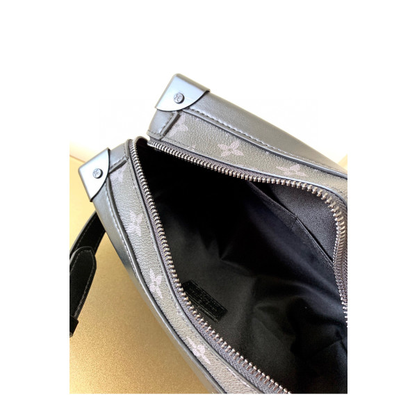 Louis Vuitton, Women's Bag, Black