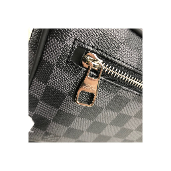 Louis Vuitton, Men's Bag, Black