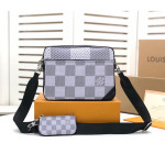 Louis Vuitton, Men's Bag, Black