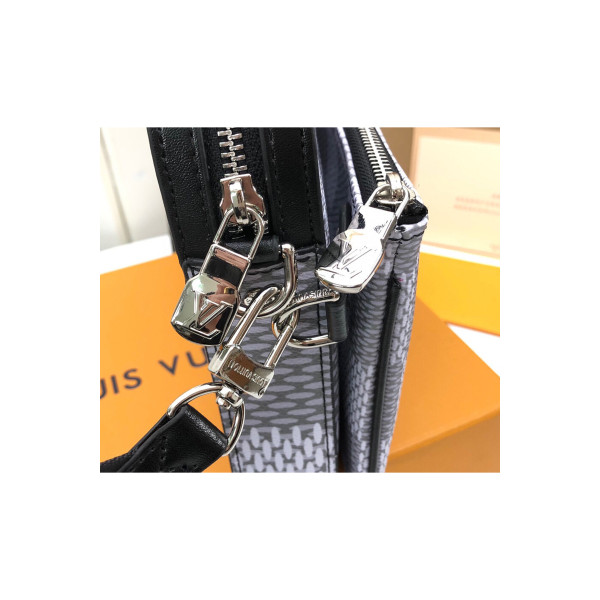 Louis Vuitton, Men's Bag, Black