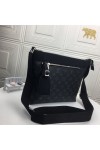 Louis Vuitton, Messenger, Men's Bag, Black