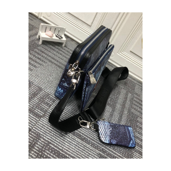 Louis Vuitton, Meesenger, Unisex Bag, Navy