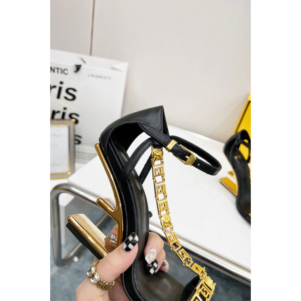 Fendi, Women's Sandal, Black