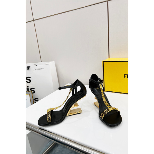 Fendi, Women's Sandal, Black