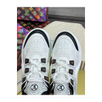 Louis Vuitton, Arclight,  Women's Sneaker, White