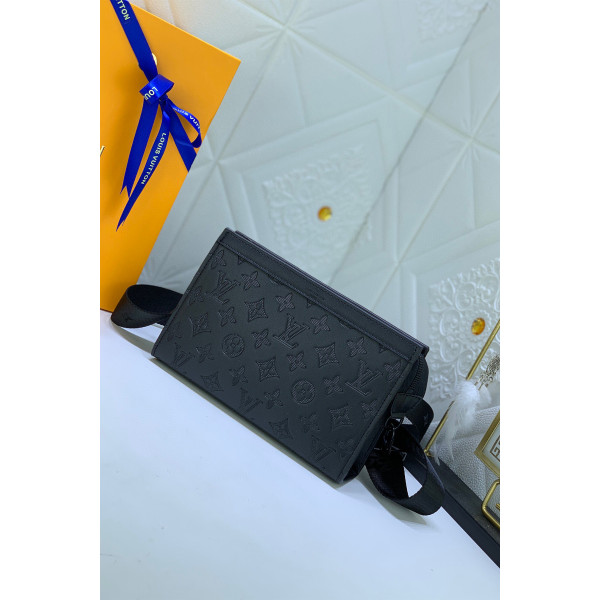 Louis Vuitton, Unisex Bag, Black