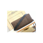 Louis Vuitton, Men's Bag, Brown