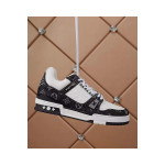 Louis Vuitton, Women's Sneaker, Black
