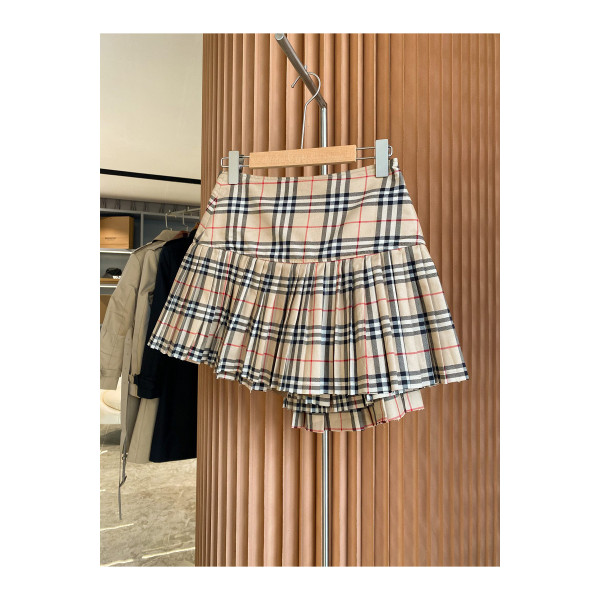 Burberry, Women's Skirt, Camel
