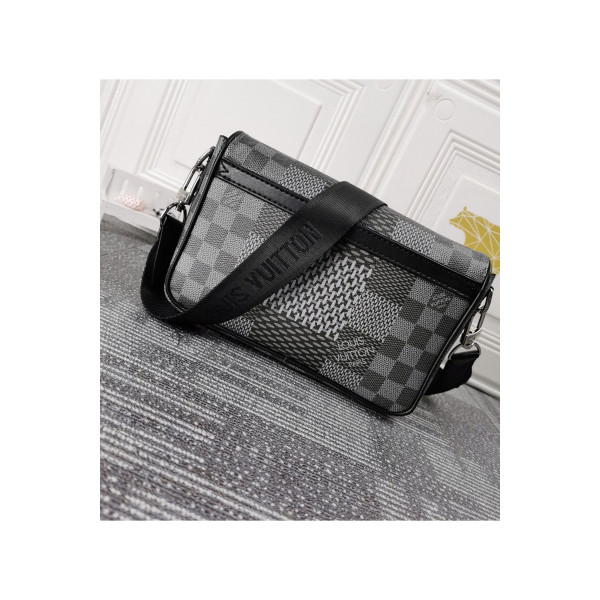 Louis Vuitton, Men's Bag, Black