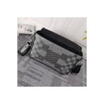 Louis Vuitton, Men's Bag, Black