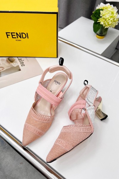 Fendi, Women's Pump, Pink