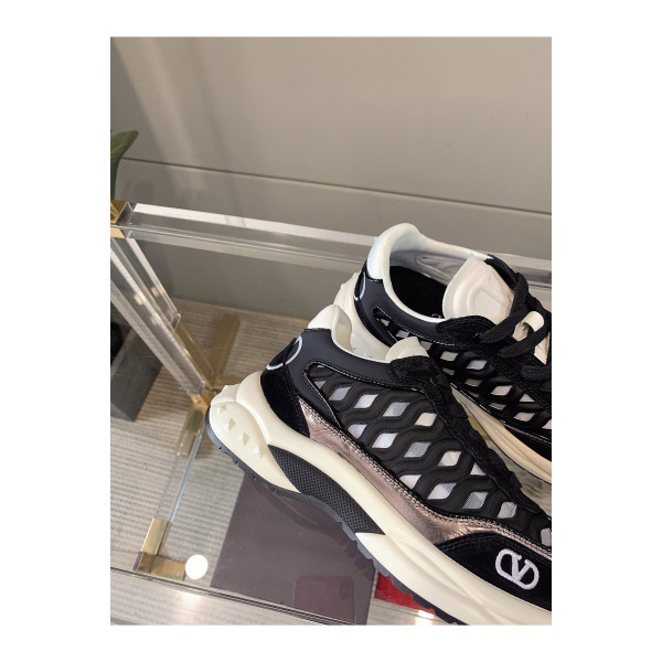 Valentino, Women's Sneaker, Black