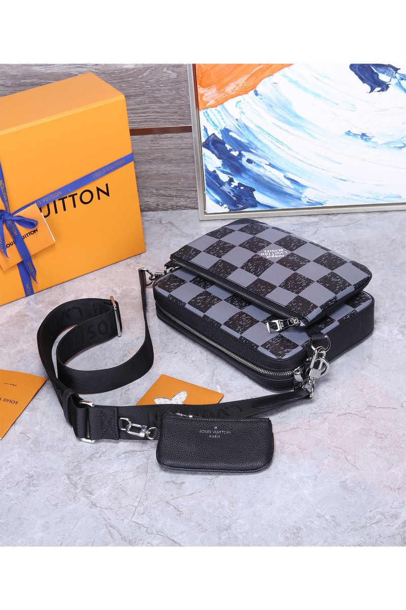 Louis Vuitton, Men's Bag, Grey